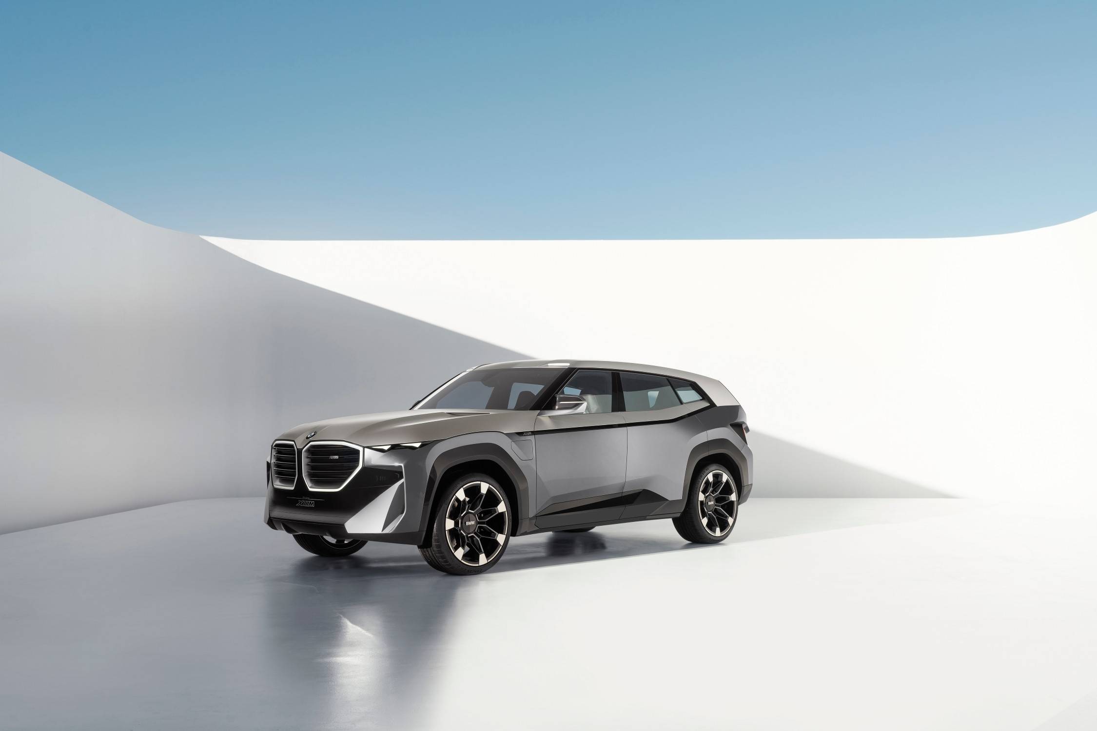 BMW Concept XM tanulmányautó