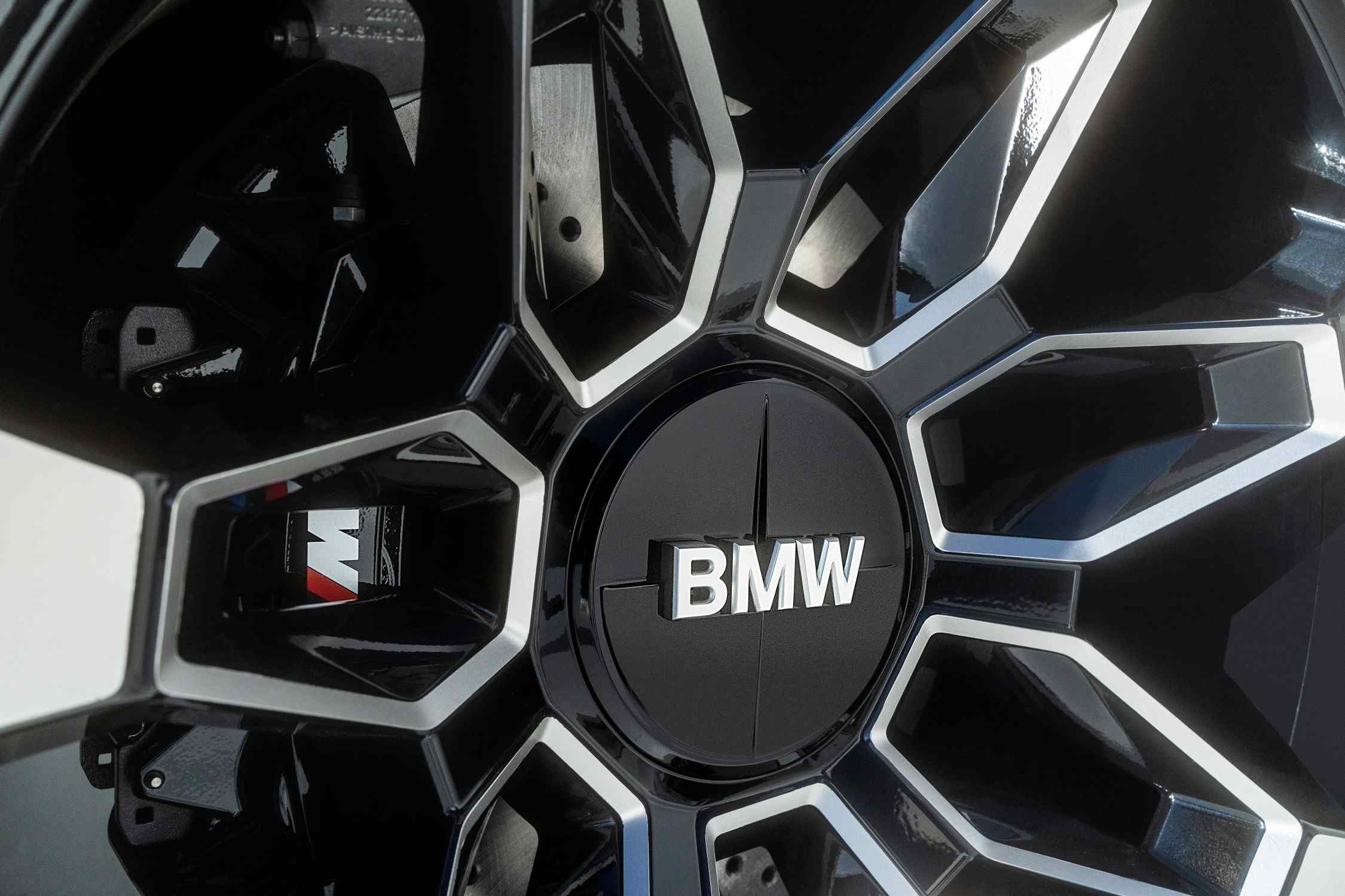 BMW Concept XM tanulmányautó, felni